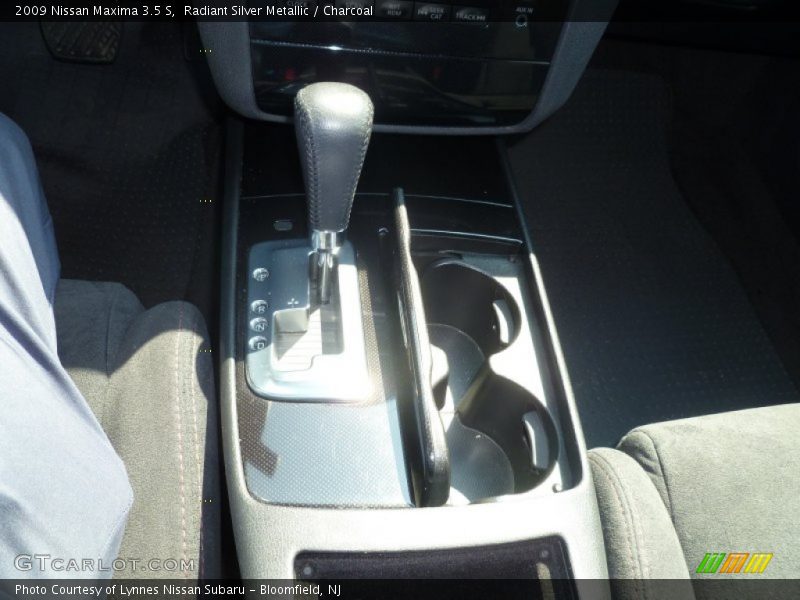 Radiant Silver Metallic / Charcoal 2009 Nissan Maxima 3.5 S