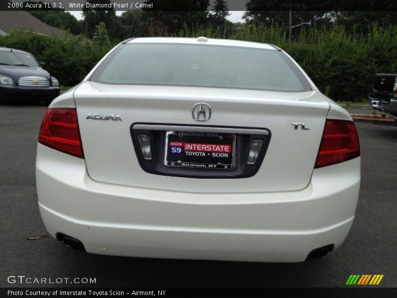 White Diamond Pearl / Camel 2006 Acura TL 3.2