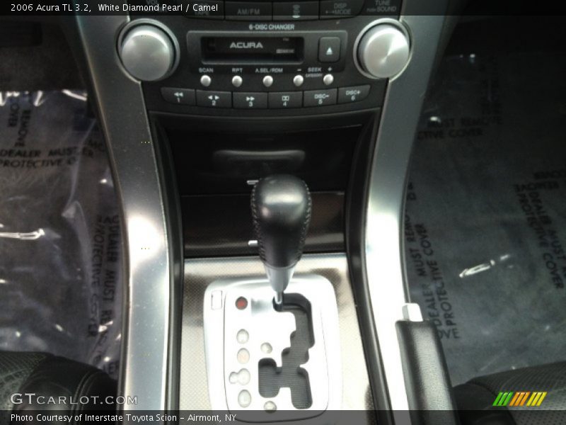 White Diamond Pearl / Camel 2006 Acura TL 3.2