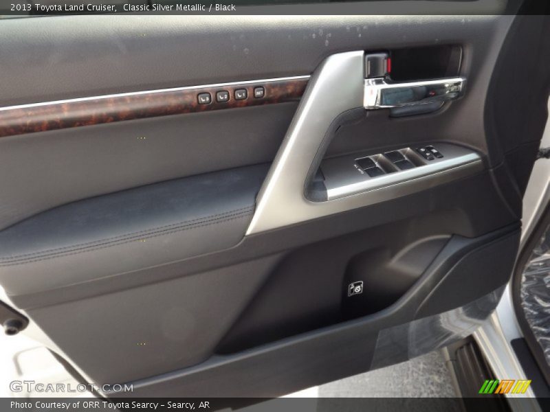 Classic Silver Metallic / Black 2013 Toyota Land Cruiser