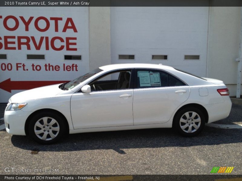 Super White / Ash Gray 2010 Toyota Camry LE
