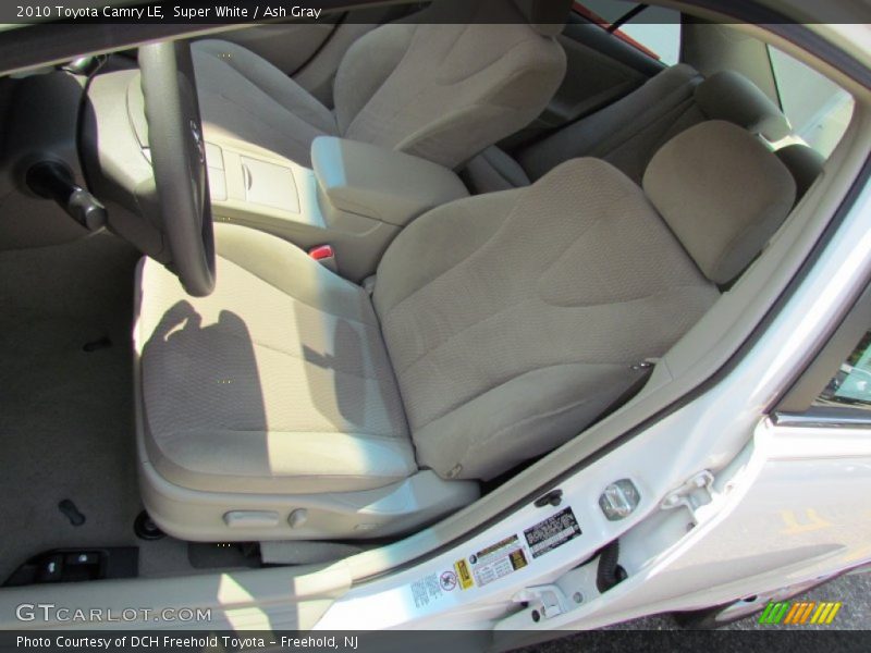Super White / Ash Gray 2010 Toyota Camry LE