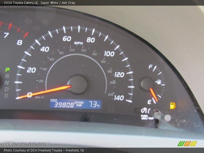 Super White / Ash Gray 2010 Toyota Camry LE