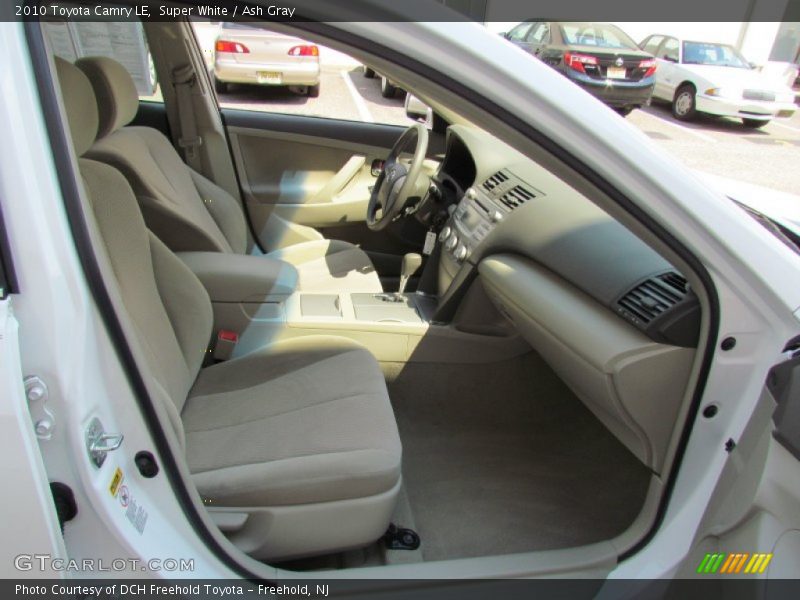 Super White / Ash Gray 2010 Toyota Camry LE