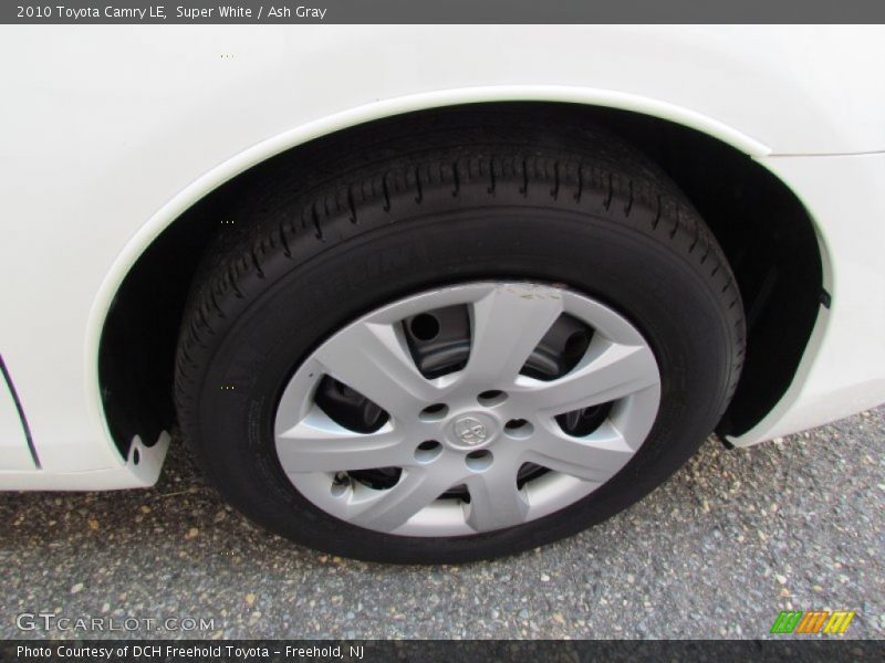 Super White / Ash Gray 2010 Toyota Camry LE