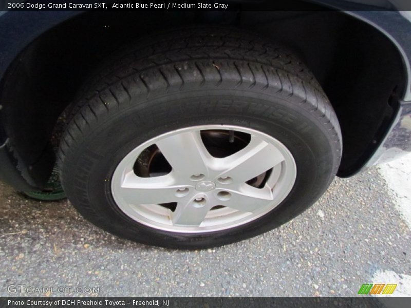 Atlantic Blue Pearl / Medium Slate Gray 2006 Dodge Grand Caravan SXT