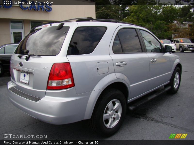 Silver / Gray 2006 Kia Sorento LX