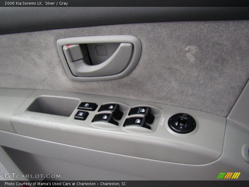 Silver / Gray 2006 Kia Sorento LX