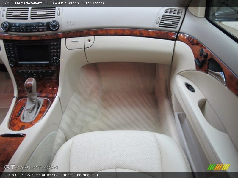 Dashboard of 2005 E 320 4Matic Wagon