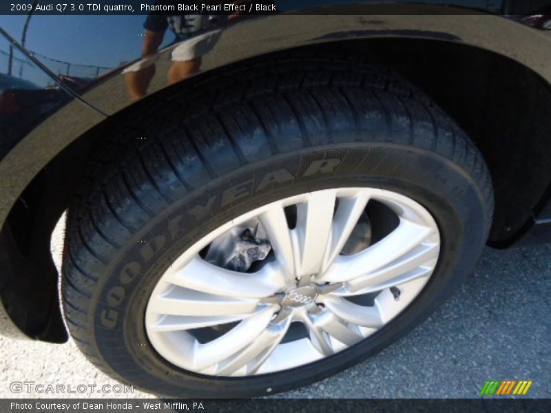 Phantom Black Pearl Effect / Black 2009 Audi Q7 3.0 TDI quattro