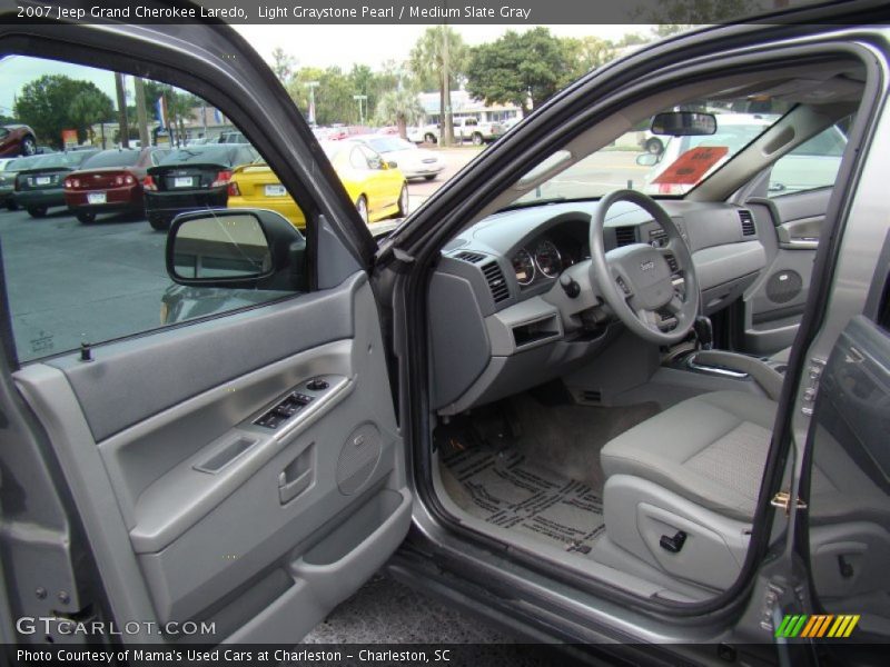 Light Graystone Pearl / Medium Slate Gray 2007 Jeep Grand Cherokee Laredo