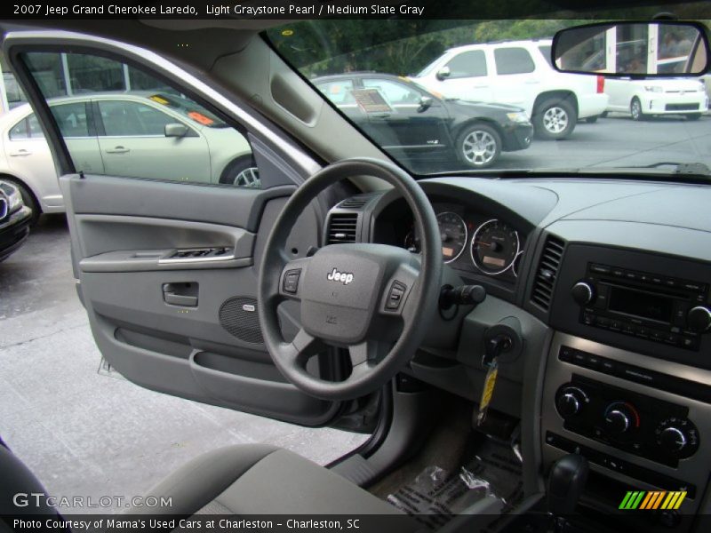 Light Graystone Pearl / Medium Slate Gray 2007 Jeep Grand Cherokee Laredo
