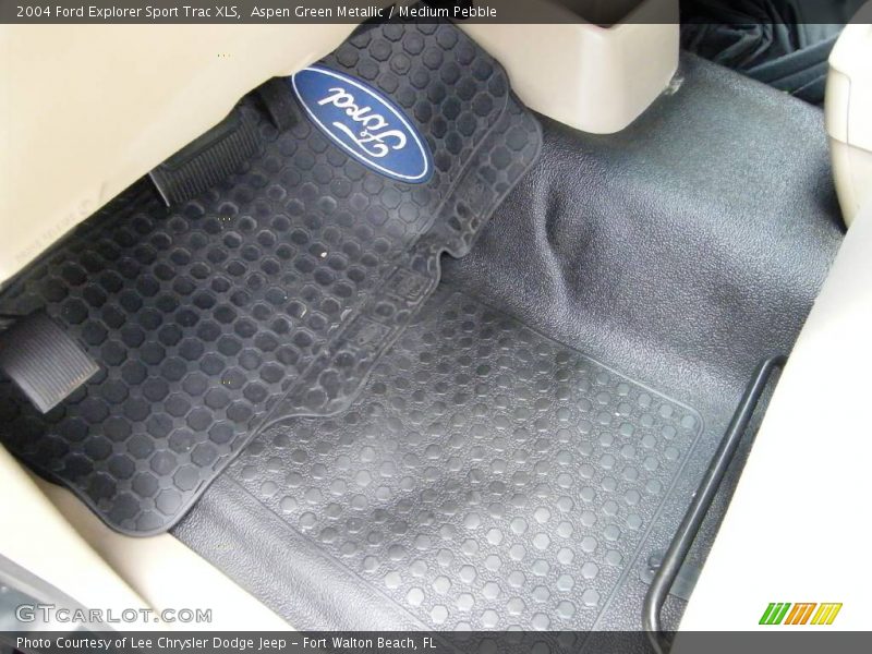 Aspen Green Metallic / Medium Pebble 2004 Ford Explorer Sport Trac XLS