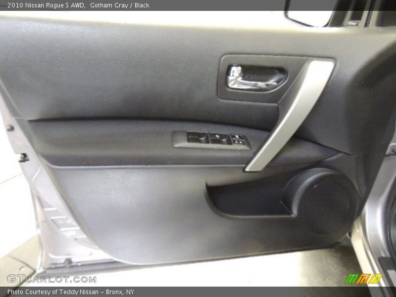 Gotham Gray / Black 2010 Nissan Rogue S AWD