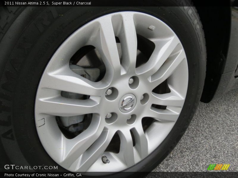 Super Black / Charcoal 2011 Nissan Altima 2.5 S