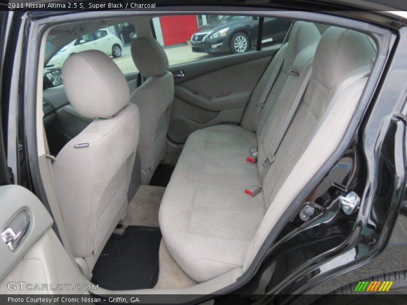 Super Black / Charcoal 2011 Nissan Altima 2.5 S