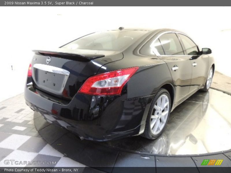 Super Black / Charcoal 2009 Nissan Maxima 3.5 SV