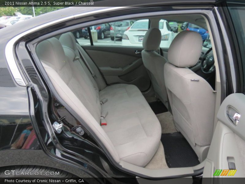 Super Black / Charcoal 2011 Nissan Altima 2.5 S