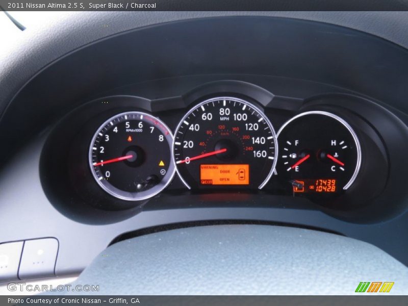 Super Black / Charcoal 2011 Nissan Altima 2.5 S