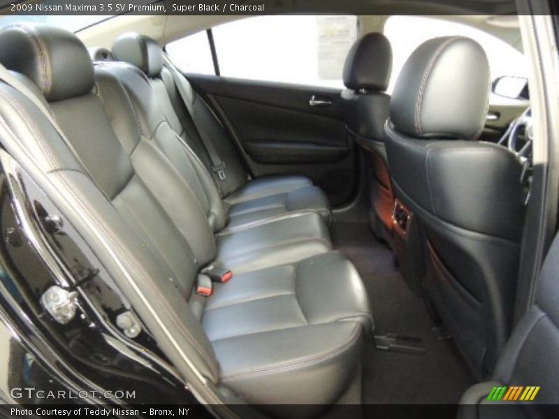 Super Black / Charcoal 2009 Nissan Maxima 3.5 SV Premium
