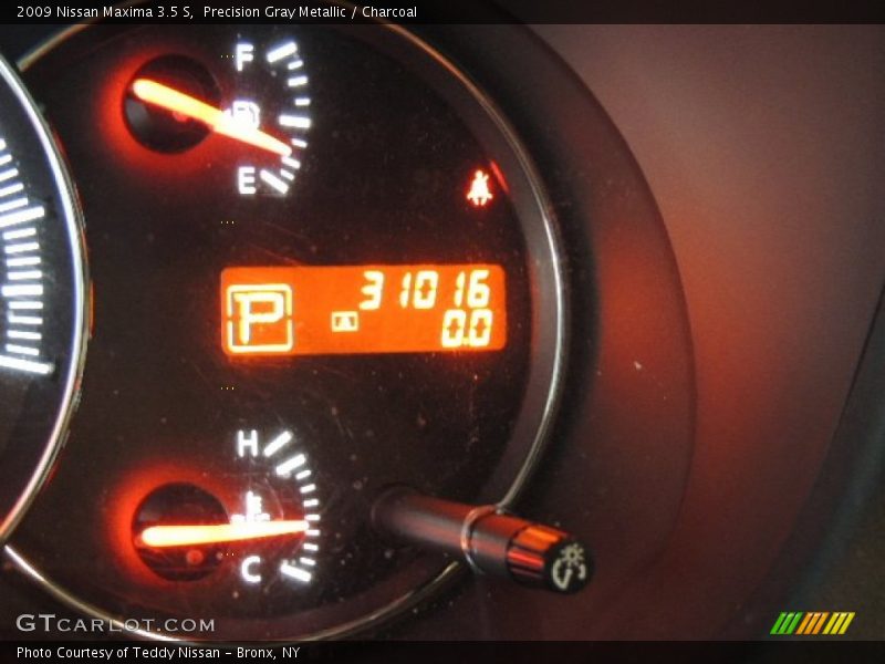 Precision Gray Metallic / Charcoal 2009 Nissan Maxima 3.5 S