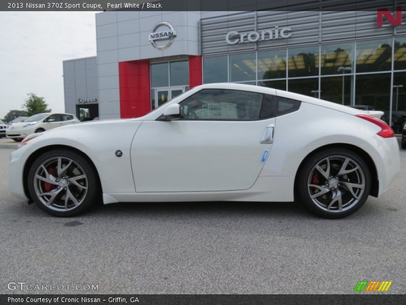 Pearl White / Black 2013 Nissan 370Z Sport Coupe