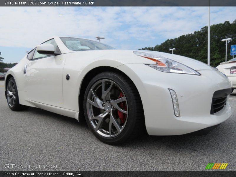 Front 3/4 View of 2013 370Z Sport Coupe