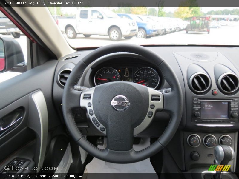 Cayenne Red / Black 2013 Nissan Rogue SV