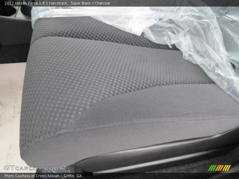 Super Black / Charcoal 2012 Nissan Versa 1.8 S Hatchback