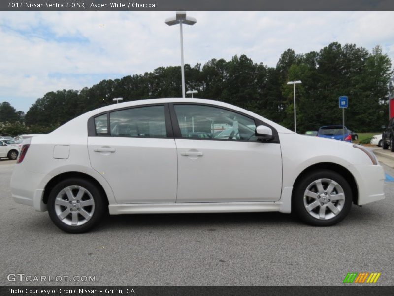 Aspen White / Charcoal 2012 Nissan Sentra 2.0 SR
