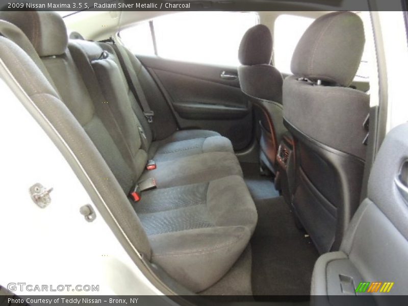 Radiant Silver Metallic / Charcoal 2009 Nissan Maxima 3.5 S