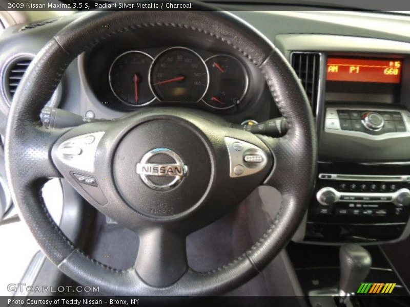 Radiant Silver Metallic / Charcoal 2009 Nissan Maxima 3.5 S