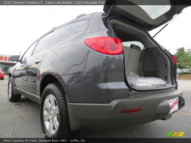 Cyber Gray Metallic / Dark Gray/Light Gray 2012 Chevrolet Traverse LT
