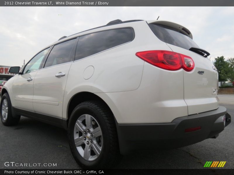 White Diamond Tricoat / Ebony 2012 Chevrolet Traverse LT