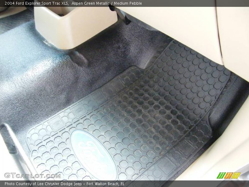Aspen Green Metallic / Medium Pebble 2004 Ford Explorer Sport Trac XLS