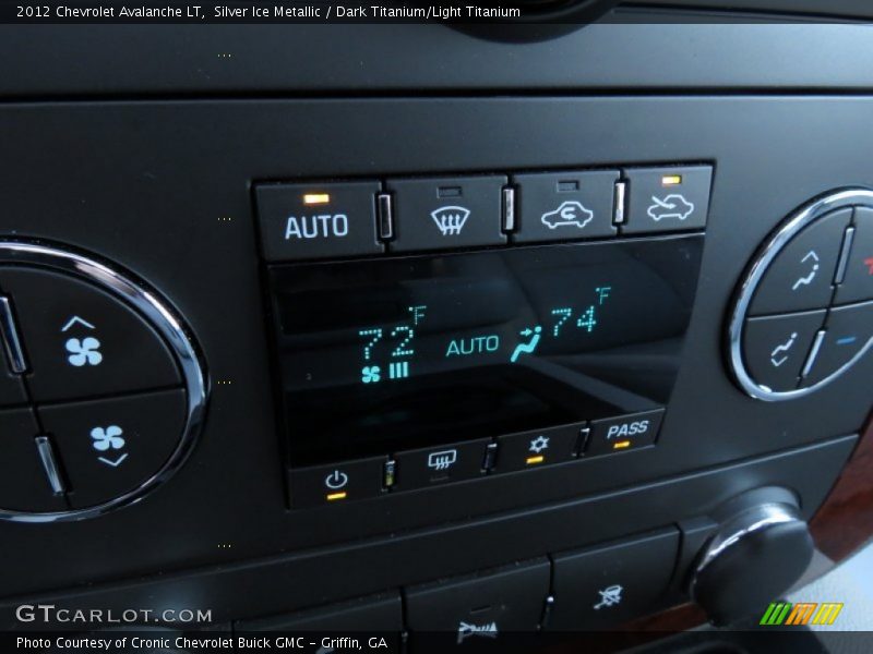 Silver Ice Metallic / Dark Titanium/Light Titanium 2012 Chevrolet Avalanche LT