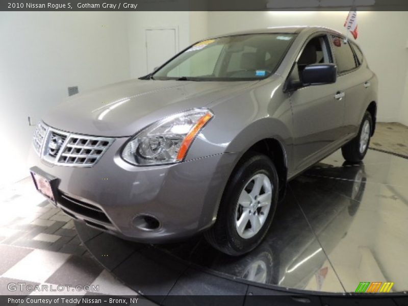 Gotham Gray / Gray 2010 Nissan Rogue S