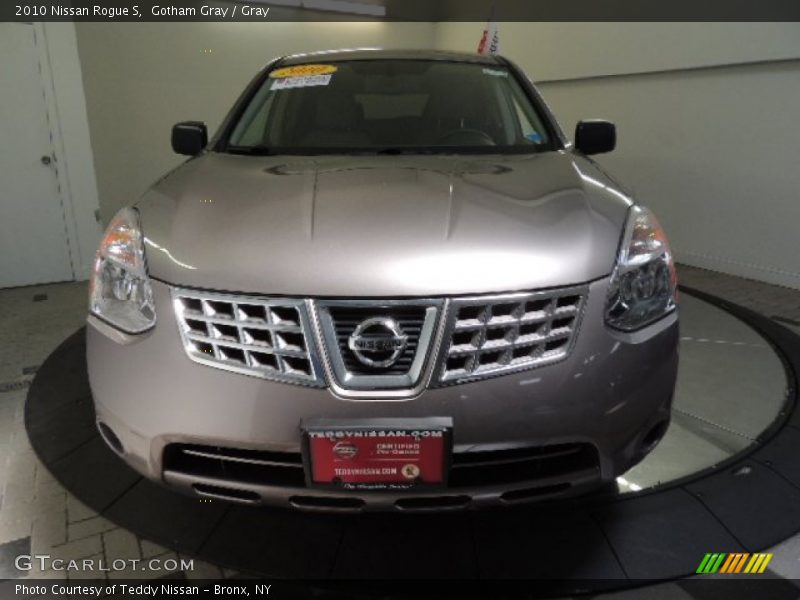 Gotham Gray / Gray 2010 Nissan Rogue S