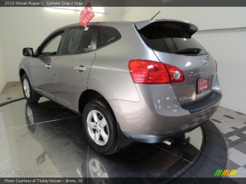 Gotham Gray / Gray 2010 Nissan Rogue S