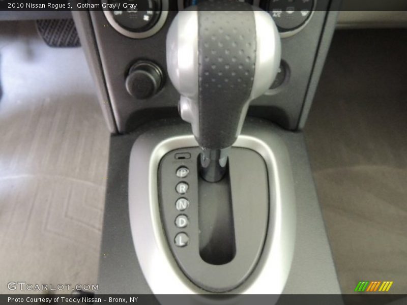 Gotham Gray / Gray 2010 Nissan Rogue S
