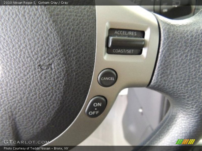 Gotham Gray / Gray 2010 Nissan Rogue S