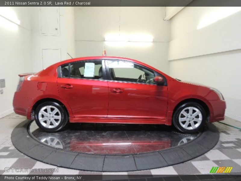 Lava Red / Charcoal 2011 Nissan Sentra 2.0 SR