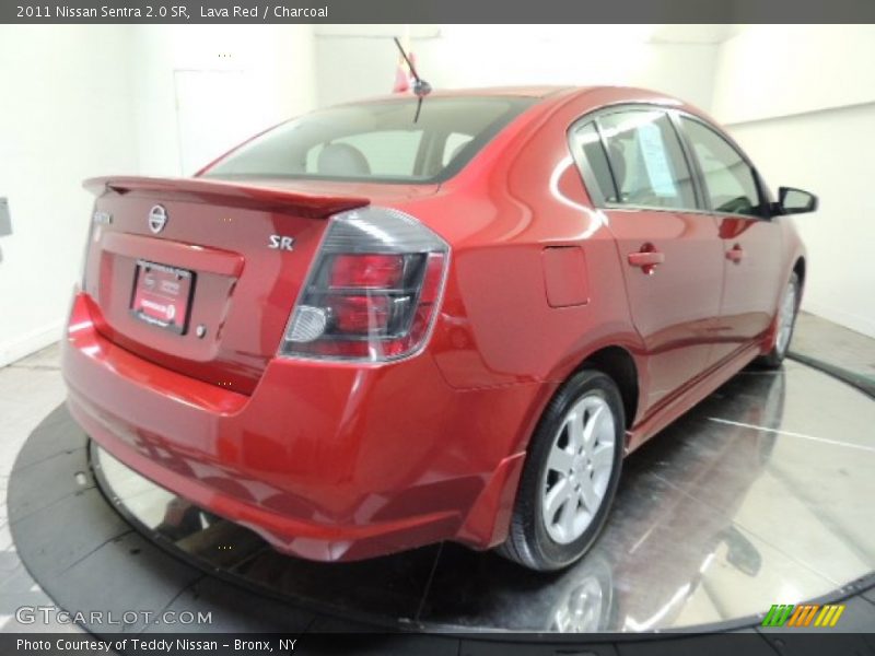 Lava Red / Charcoal 2011 Nissan Sentra 2.0 SR