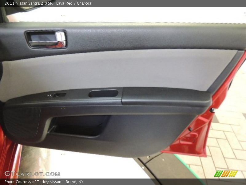 Lava Red / Charcoal 2011 Nissan Sentra 2.0 SR