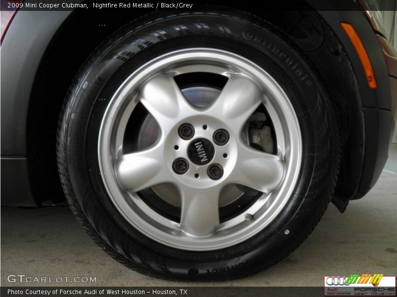 Nightfire Red Metallic / Black/Grey 2009 Mini Cooper Clubman