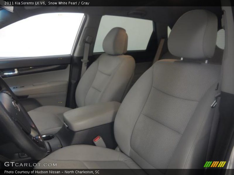 Snow White Pearl / Gray 2011 Kia Sorento LX V6