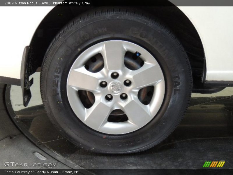 Phantom White / Gray 2009 Nissan Rogue S AWD