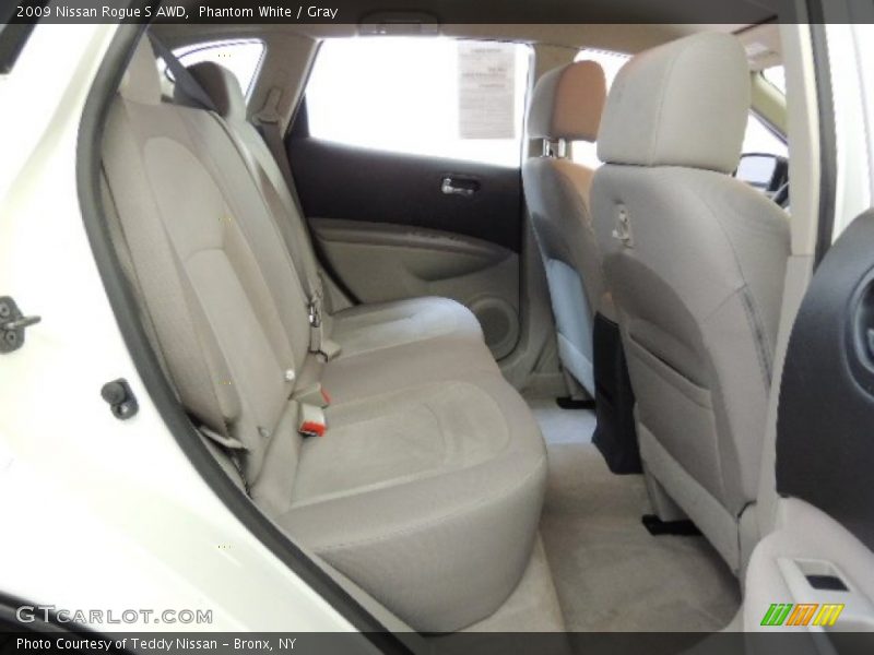 Phantom White / Gray 2009 Nissan Rogue S AWD