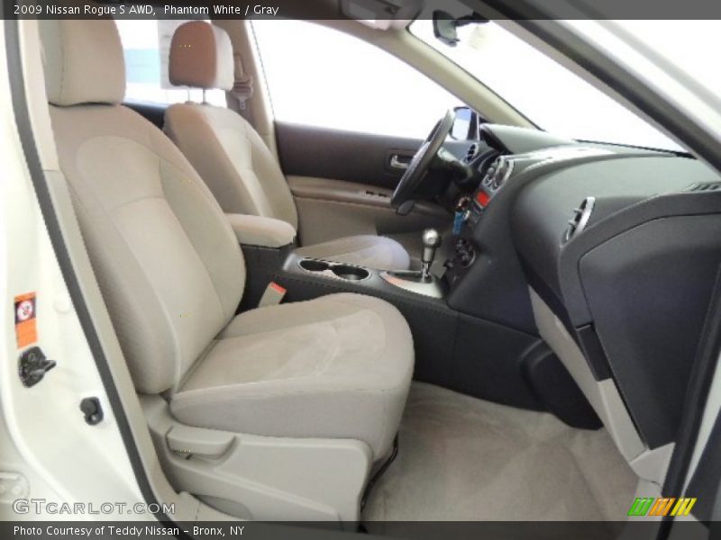 Phantom White / Gray 2009 Nissan Rogue S AWD