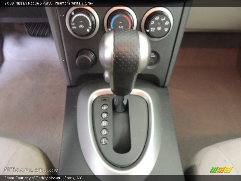 Phantom White / Gray 2009 Nissan Rogue S AWD